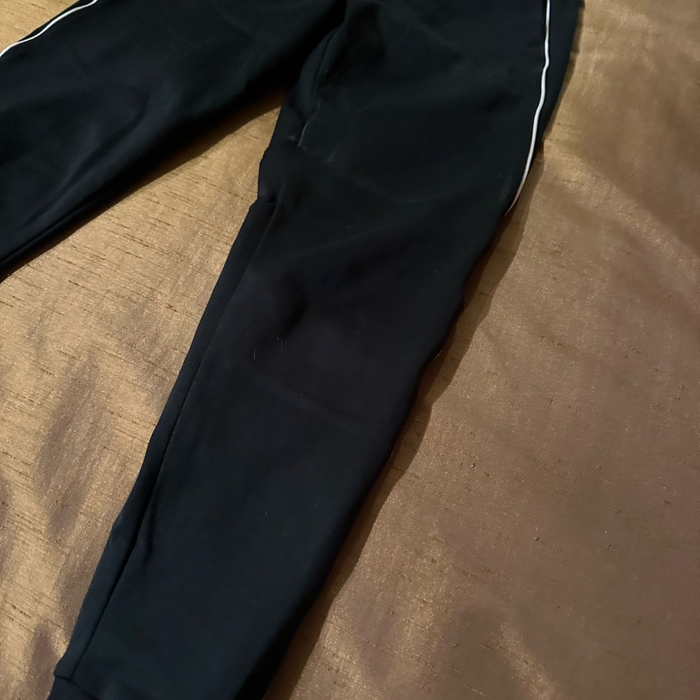 Under Armor Performance Joggers - Picture 6 of 6
